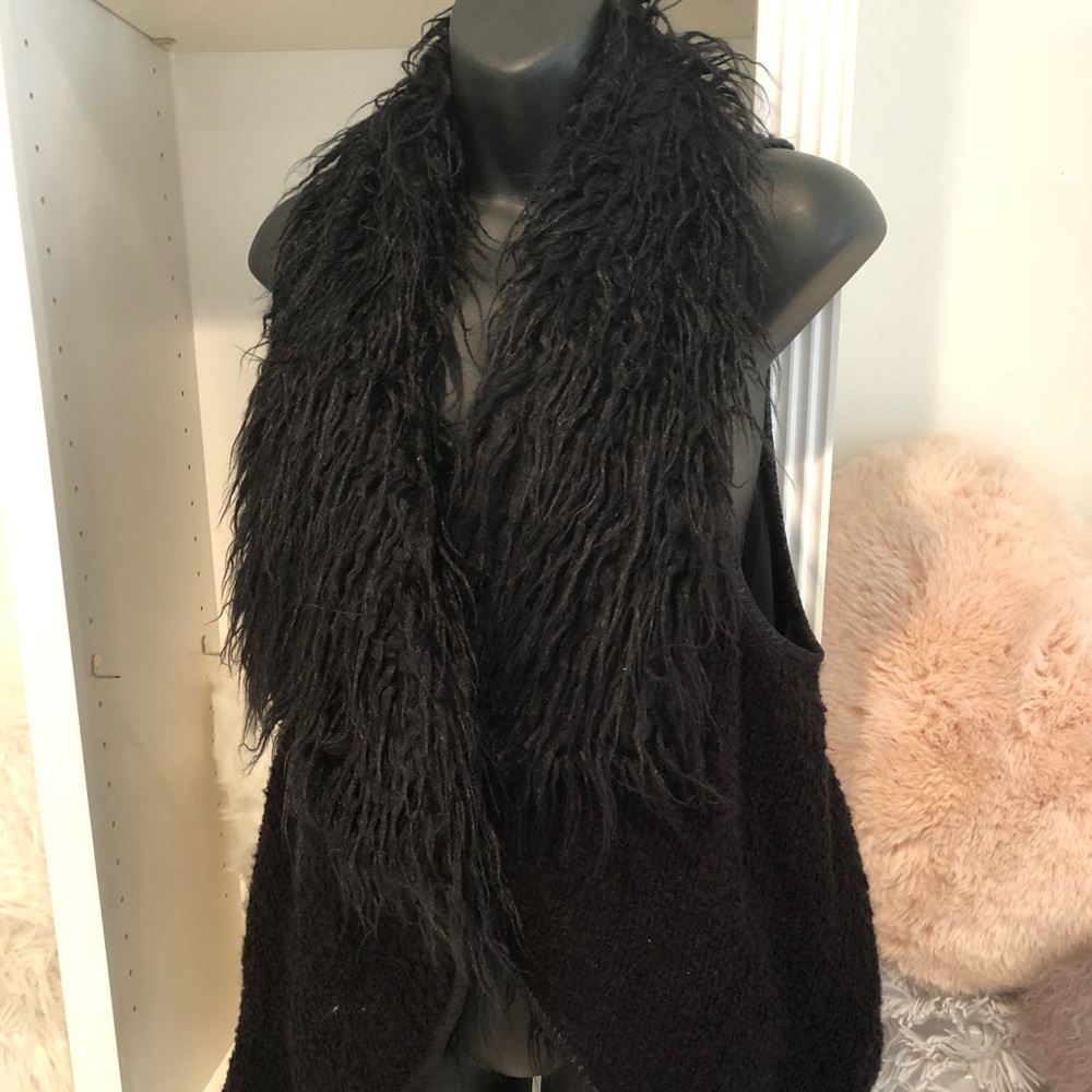 Great 2 Bella Vest